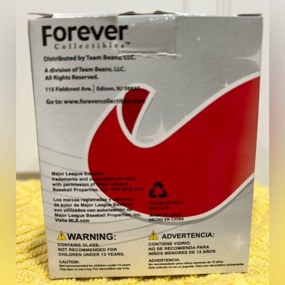 Vintage NY YANKEES Glass Ornament MLB 2012 Collectible - Picture 2 of 6